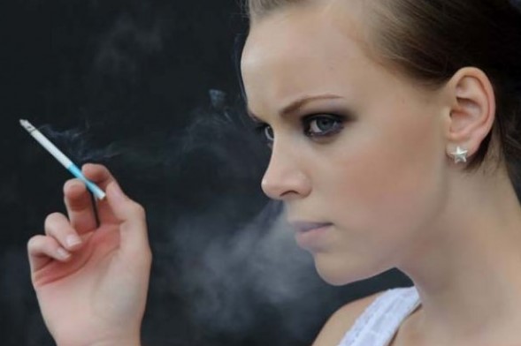 Влияние курения на контактные линзы